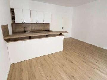 Frisch sanierte Wohnung mit Einbauküche in DU Beeck