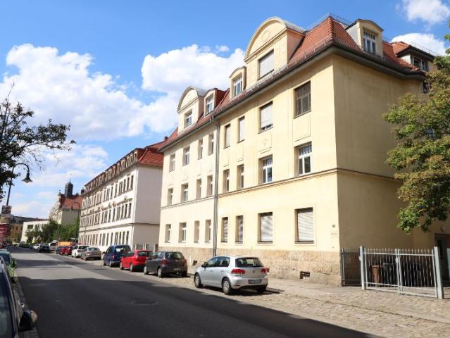 FRISCH SANIERTE Wohnung sucht Familie