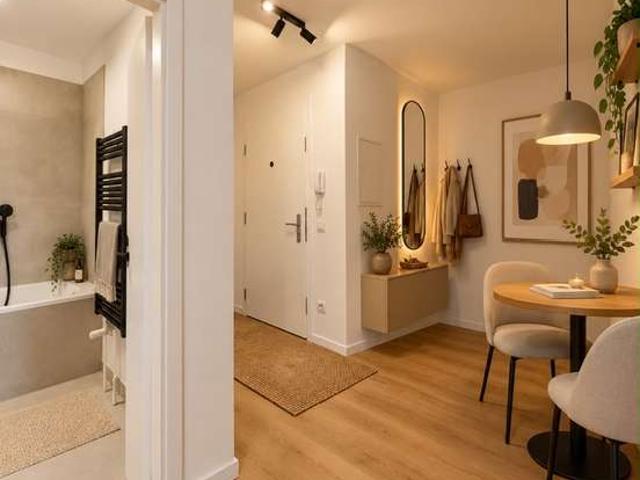 Frisch sanierte zwei Zimmerwohnung in Mettmann mit Garage