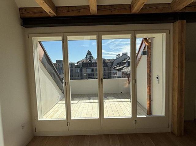 Frisch saniertes Bijou im beliebten Länggass Quartier