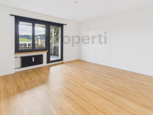 Frisch renoviert, modern ausgestattet – Ihr neues Zuhause mit Balkon!