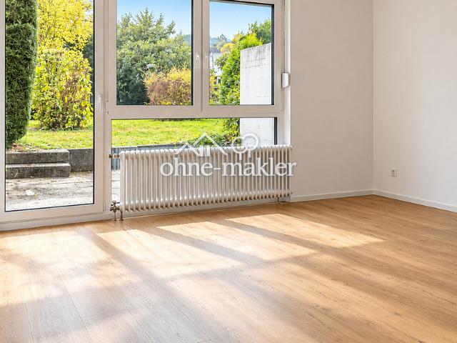 Frisch renoviert & bezugsbereit Idyllisches Gartengeschoss mit Blick ins Grüne & Stellplatz