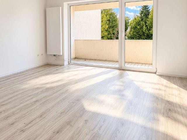 Frisch renoviert & bezugsfrei – 4 Zimmer Wohnung mit Balkon in Eschweiler