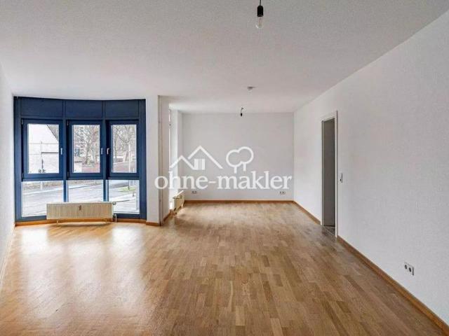 Frisch renoviert: Großzügige 140 m² Etagenwohnung mit Süd Balkon, Parkett, Duschbad & TG Stellplatz