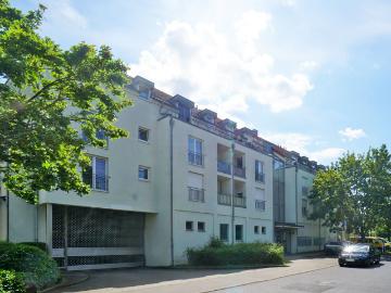 Frisch renoviert in Strehlen