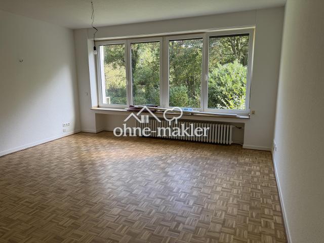 Frisch renoviert & Wohnen im Grünen | 3 Zimmer, Balkon, Garten, EBK, Garage + Stellplatz