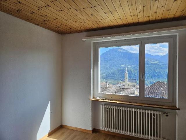 Frisch renoviert, zentral & ruhig, wunderschöne Aussicht