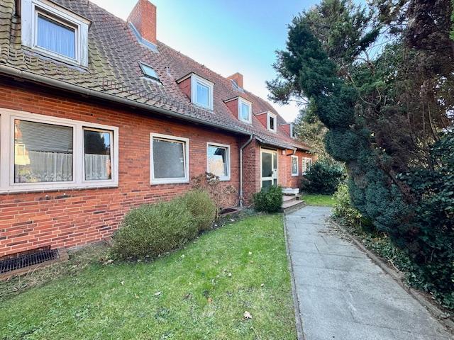 Frisch renoviert! 2 Zimmer Wohnung mit Terrasse sucht Sie!
