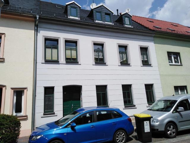 Frisch renovierte 4 Raum Wohnung mit Gartennutzung – viel Platz für die Familie