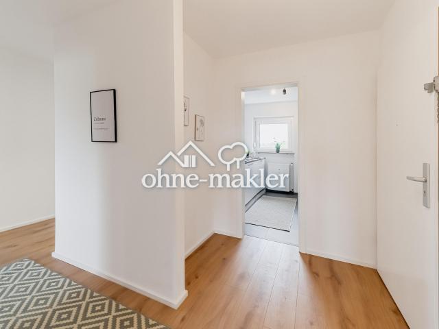 Frisch renovierte 4 Zimmer Wohnung mit Loggia & Garage in ruhiger Lage von Ehningen