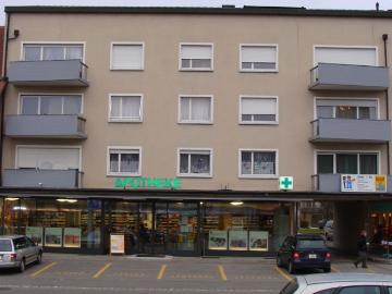 Frisch renovierte 4.5 Zimmerdachwohnung im Zentrum