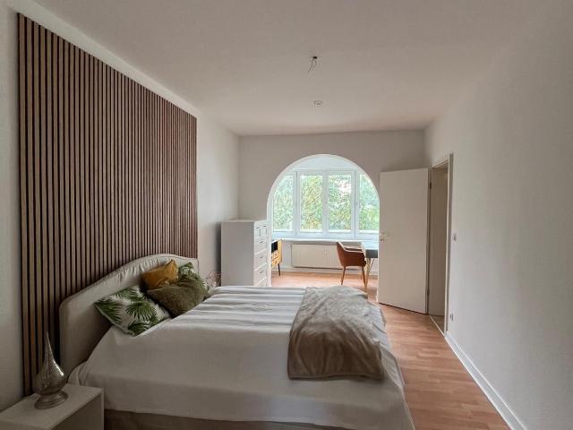 Frisch renovierte, 65,5 m² möblierte Traumwohnung in Bestlage Düsseldorf Pempelfort – Stilvoll & absolut ruhig!