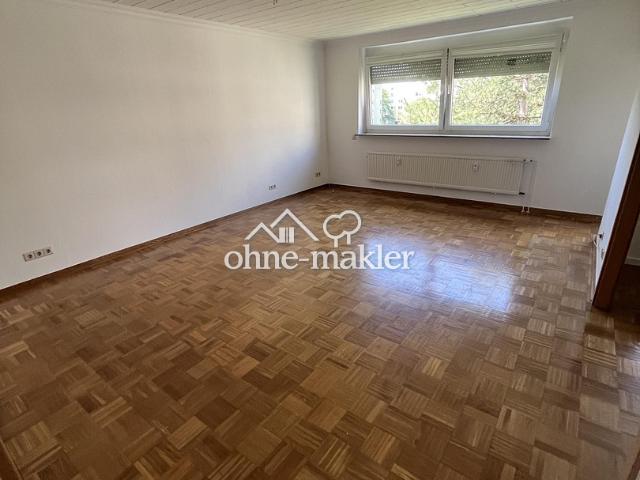 Frisch renovierte 75 m² Wohnung mit Balkon, Aufzug & EBK in Hannover Bothfeld Vahrenheide
