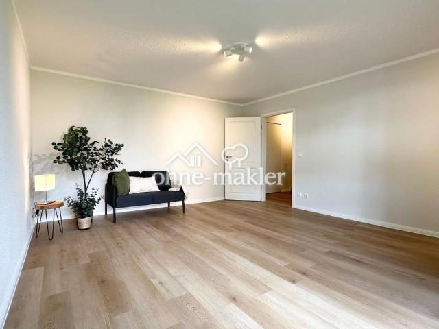 Frisch renovierte 1‑Zimmer Wohnung mit Einbauküche und ruhiger Innenhofterrasse