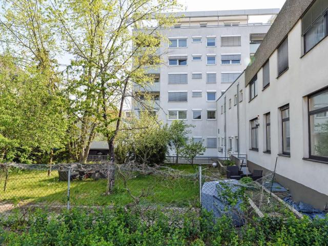 frisch renovierte 1,5 Zimmer Wohnung in Mögeldorf
