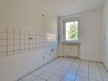 Frisch renovierte 2 Raumwohnung mit Balkon in zentraler Lage von Ströbitz