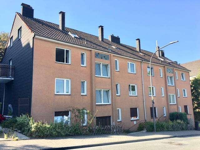 Frisch renovierte 2 Zi. Whg. mit Tageslichtbad und Balkon