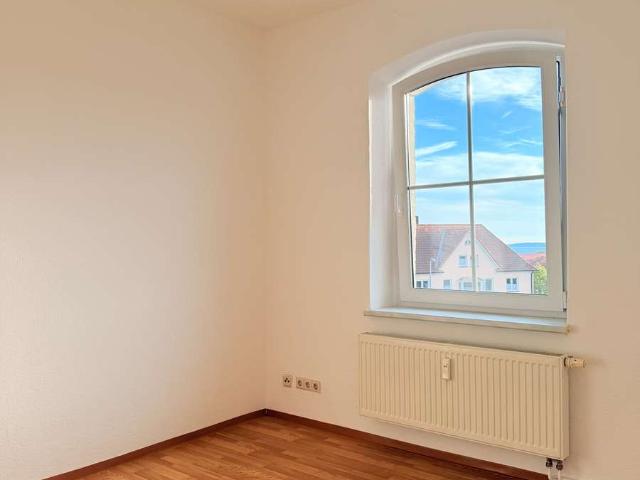 Frisch renovierte 2 Zimmer Wohnung mit großzügigem Bad, Stellplatz und Schuppen in Sassnitz