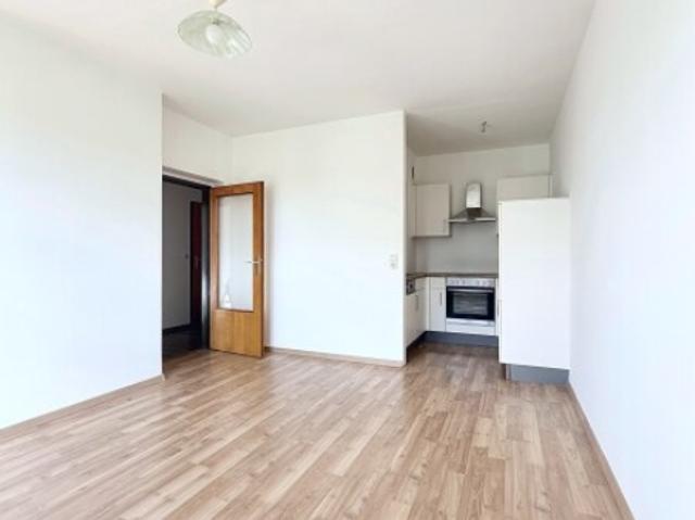 Frisch renovierte 2 Zimmer Wohnung mit Lift und Blick ins Grüne in Grieskirchen