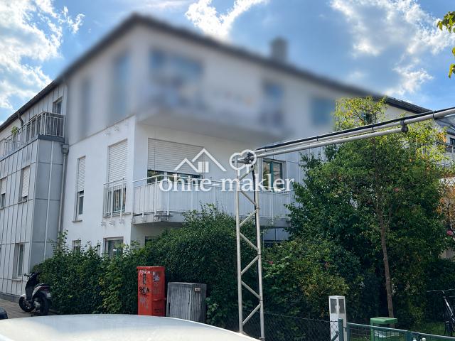 Frisch renovierte 2 Zimmer Wohnung mit neuer Einbauküche und Balkon in Sendling Westpark