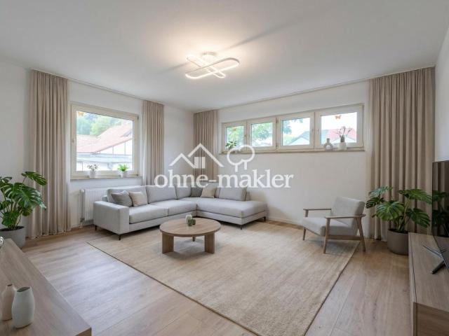 Frisch renovierte 2 Zimmer Wohnung im Erdgeschoss