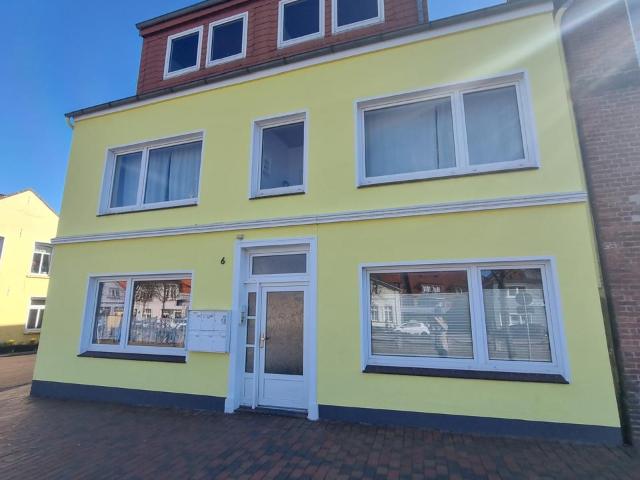 Frisch renovierte 2 Zimmer Wohnung im Herzen von Jever