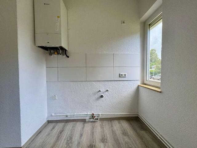 Frisch renovierte 2 Zimmer Wohnung im Hochparterre – ab sofort bezugsfrei