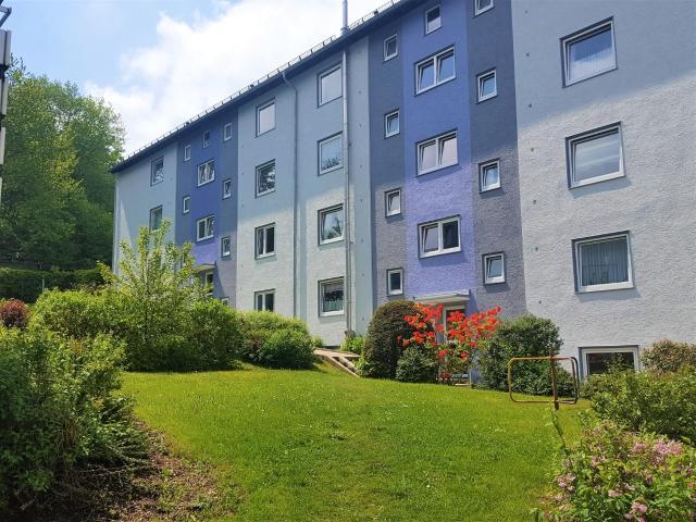 Frisch renovierte 2 Zimmer Wohnung in Krankenhausnähe