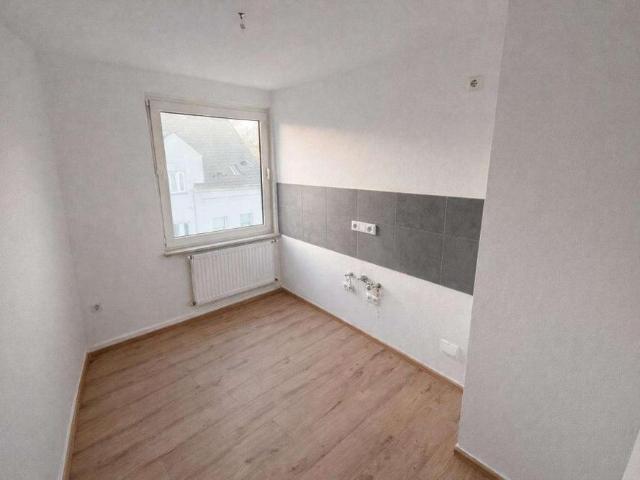 Frisch renovierte 2 Zimmer Wohnung in Top Lage von Gelsenkirchen Rotthausen
