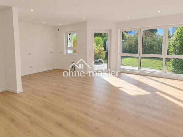 Frisch renovierte 2 Zimmer Gartenwohnung mit neuer Einbauküche in Frankfurt Nied