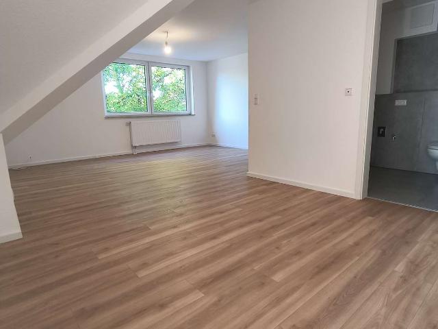 Frisch renovierte 2‑Zimmer‑OG‑Wohnung ab sofort verfügbar
