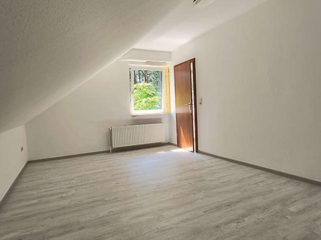Frisch renovierte 2‑Zimmer‑OG‑Wohnung ab sofort verfügbar in Burgdorf