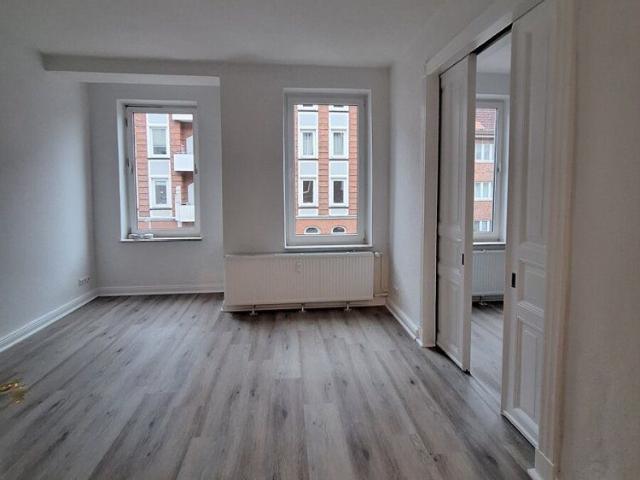 Frisch renovierte 3 ZW in der Langenbeckstr. 10 in Kiel zu vermieten! Otto Stöben GmbH