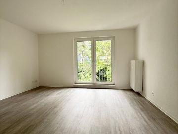 Frisch renovierte 3 Zi. Whg. mit modernem Tageslichtbad