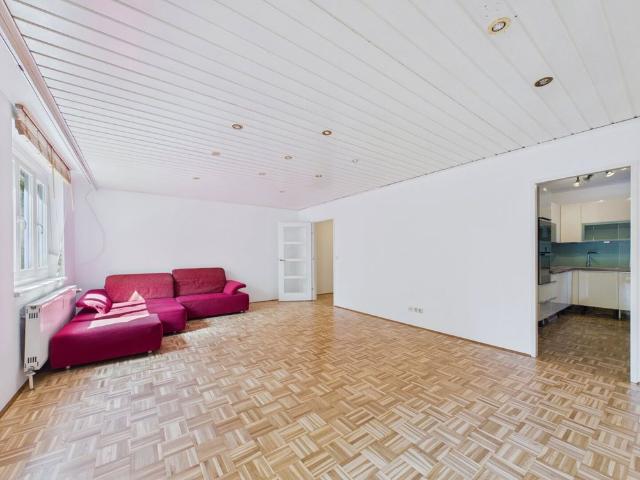 Frisch renovierte 3 Zimmer Wohnung mit Terrasse & großem eigenem Garten – provisionsfrei in 1160 Wien!