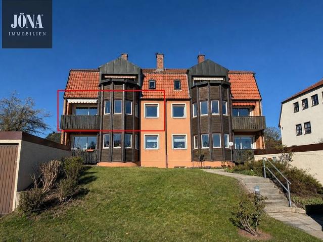 Frisch renovierte 3 Zimmer Wohnung mit neuer Einbauküche & modernem Bad