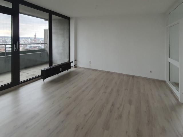 Frisch renovierte 3 Zimmer Wohnung im Zentrum !