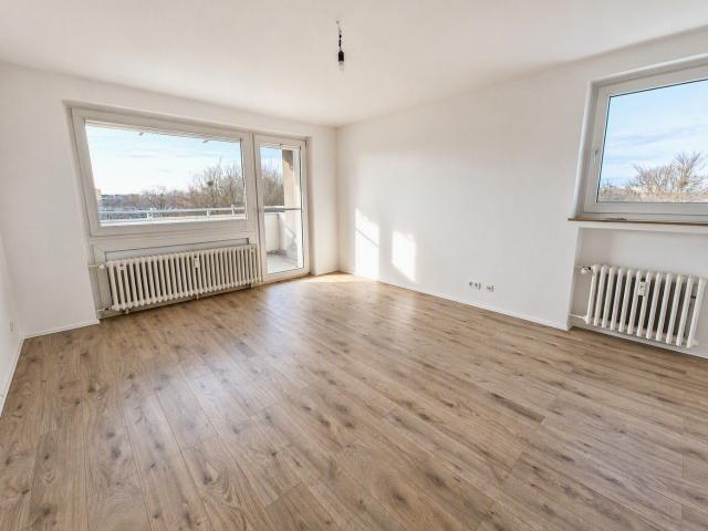 Frisch renovierte 3 Zimmer Wohnung in gepflegtem Haus