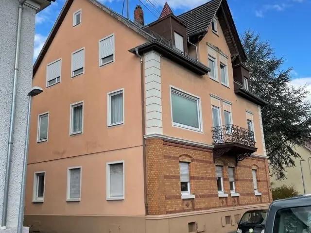 frisch renovierte 3 Zimmer DG Altbauwohnung, 95m², mit Garten – bezugsfrei in Kirchheim Teck