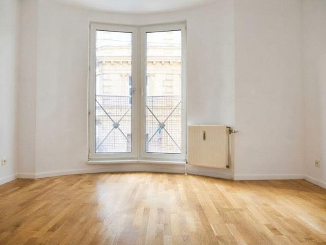 Frisch renovierte 3 Zimmerwohnung klimatisiert, Nähe AKH