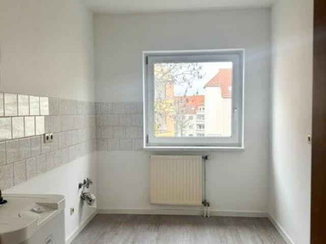 Frisch renovierte 3 Zimmerwohnung mit Balkon in beliebte Lage von Zwickau!
