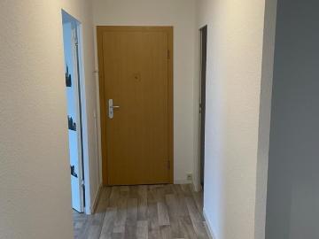 Frisch renovierte und helle 3 Zi. Whg. mit Balkon in Walddrehna