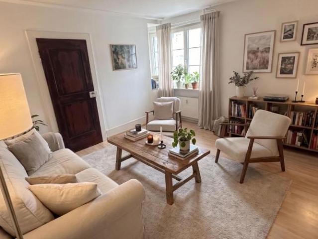Frisch renovierte Wohnung, historisches Gebäude von 1750