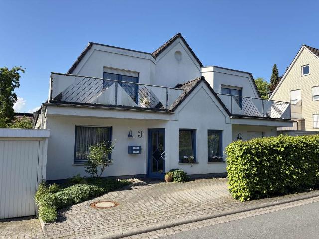 Frisch renovierte, befristete Wohnung, in zentraler Lage zu vermieten!