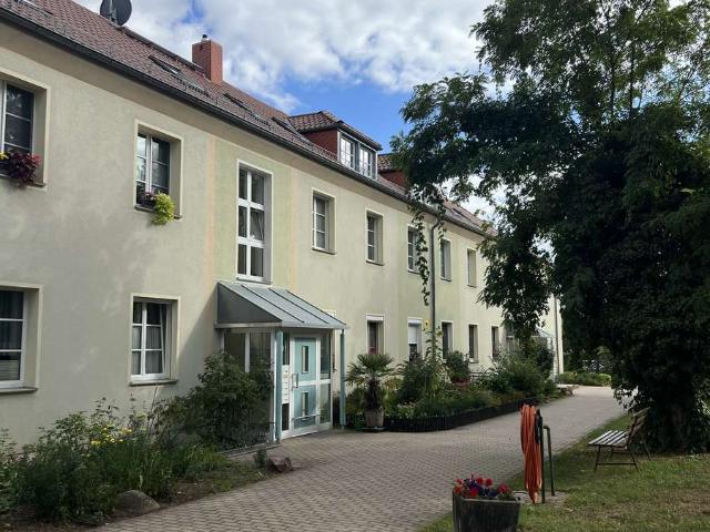 Frisch renovierte Dachgeschosswohnung mit Stellplatz in Apollensdorf