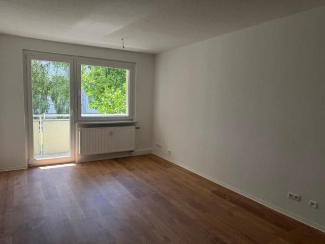 Frisch renovierte Dreiraumwohnung mit Balkon in Gera Langenberg