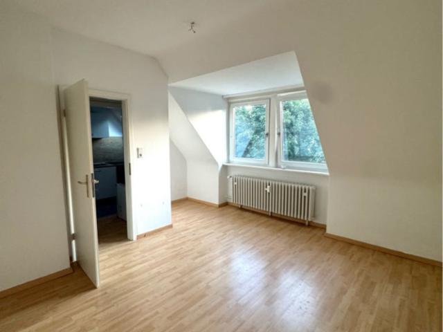 Frisch renovierte Maisonette mit 4 Zimmern