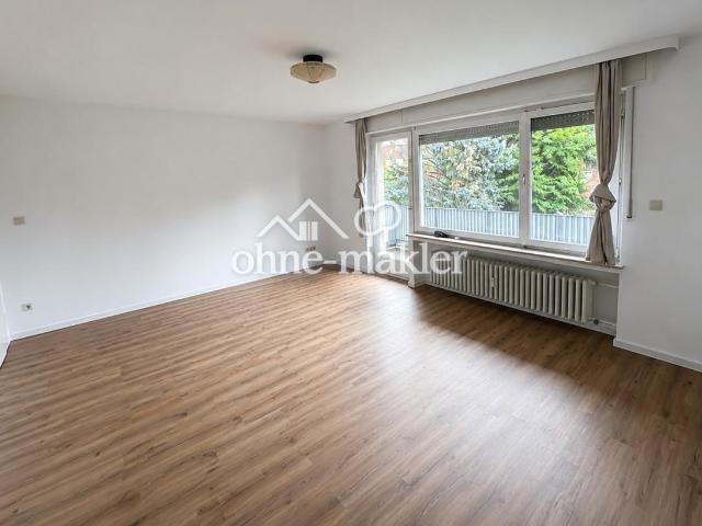 Frisch renoviertes Apartment mit neuer Einbauküche und Balkon
