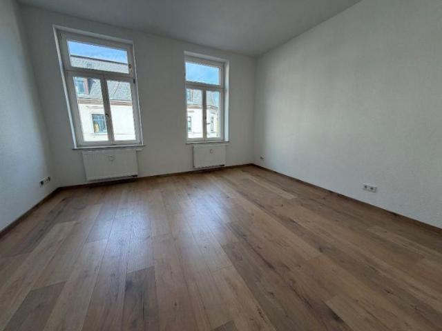 Frisch renoviertes Single Highlight: 2 Raum Wohnung mit offener Wohnküche in Lindenau/Leutzsch
