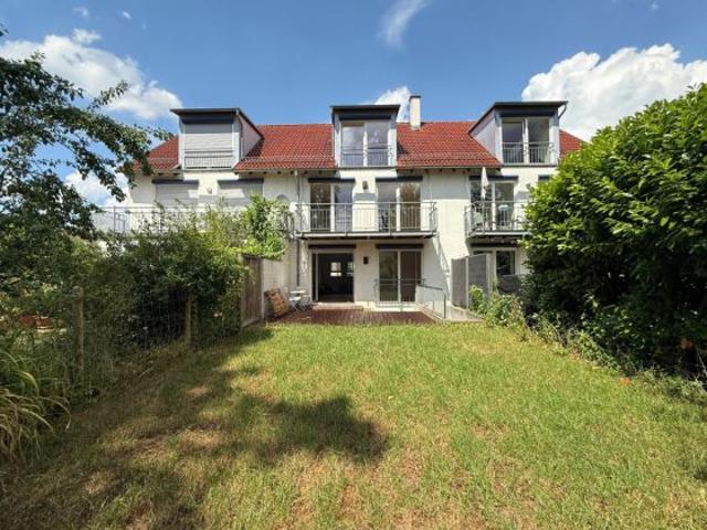 Frisch renoviertes Reihenmittelhaus mit schönem Garten & Terrasse in Oberboihingen